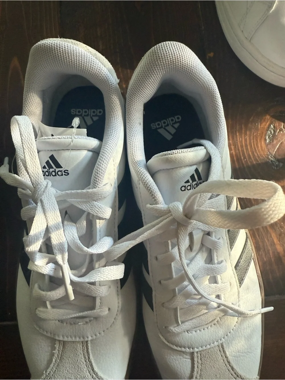 Adidas Kids VL Court 3.0 Sneakers White Black Gum Sole Leather Shoes Size 4